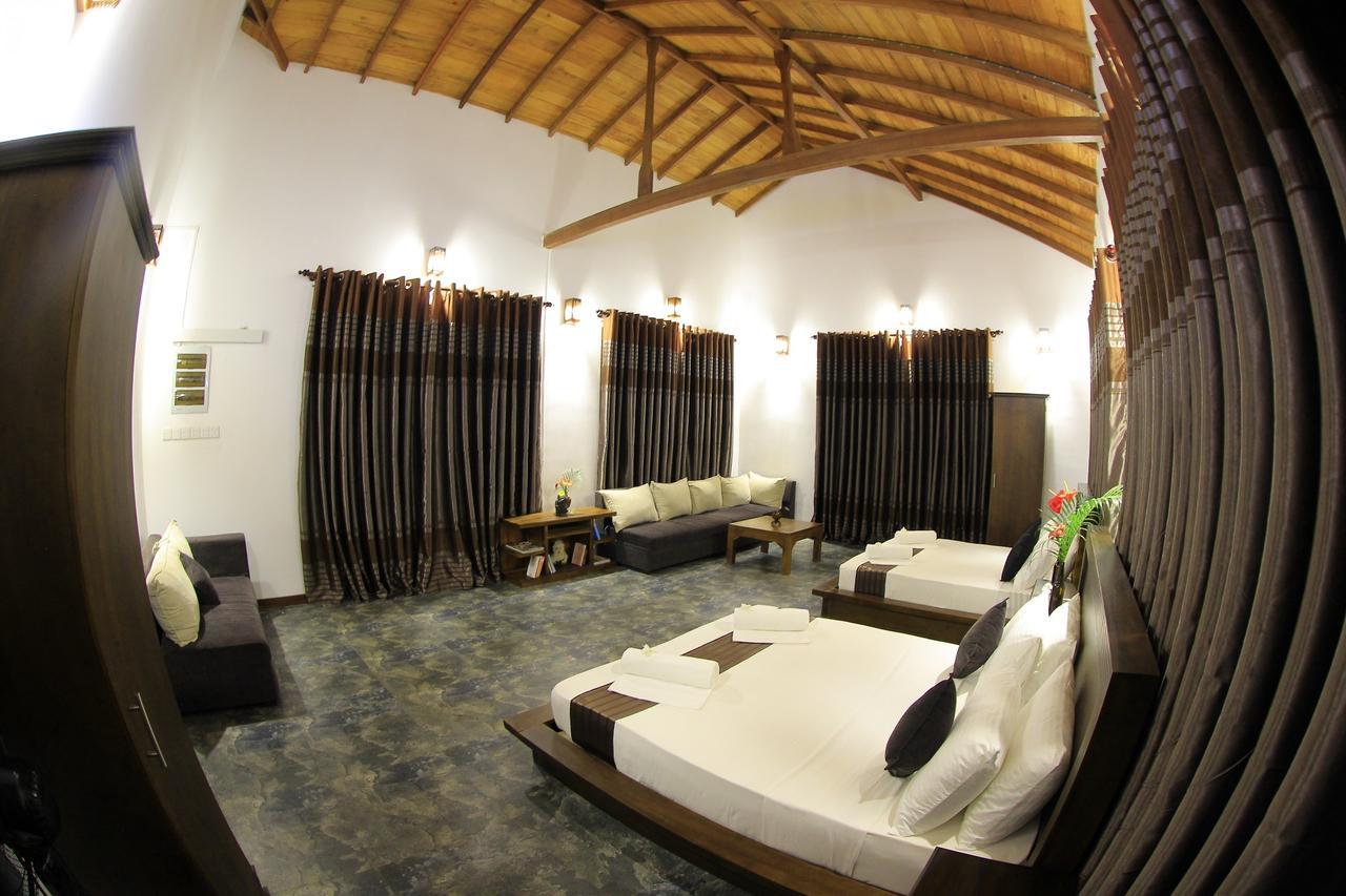 Villa Hiriketiya Dikwella Ngoại thất bức ảnh