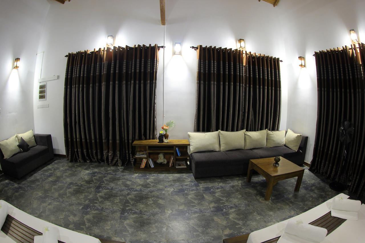 Villa Hiriketiya Dikwella Ngoại thất bức ảnh